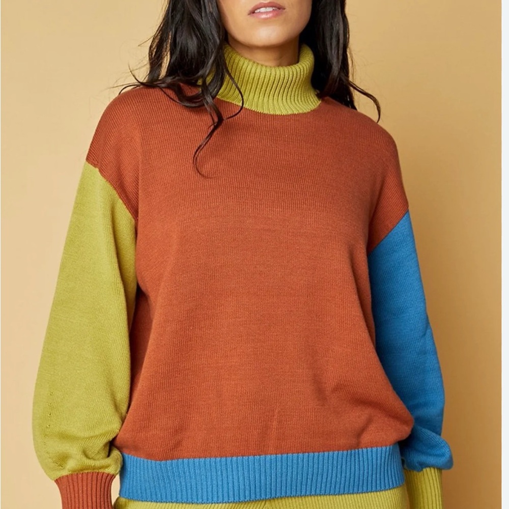 Women's Sweater